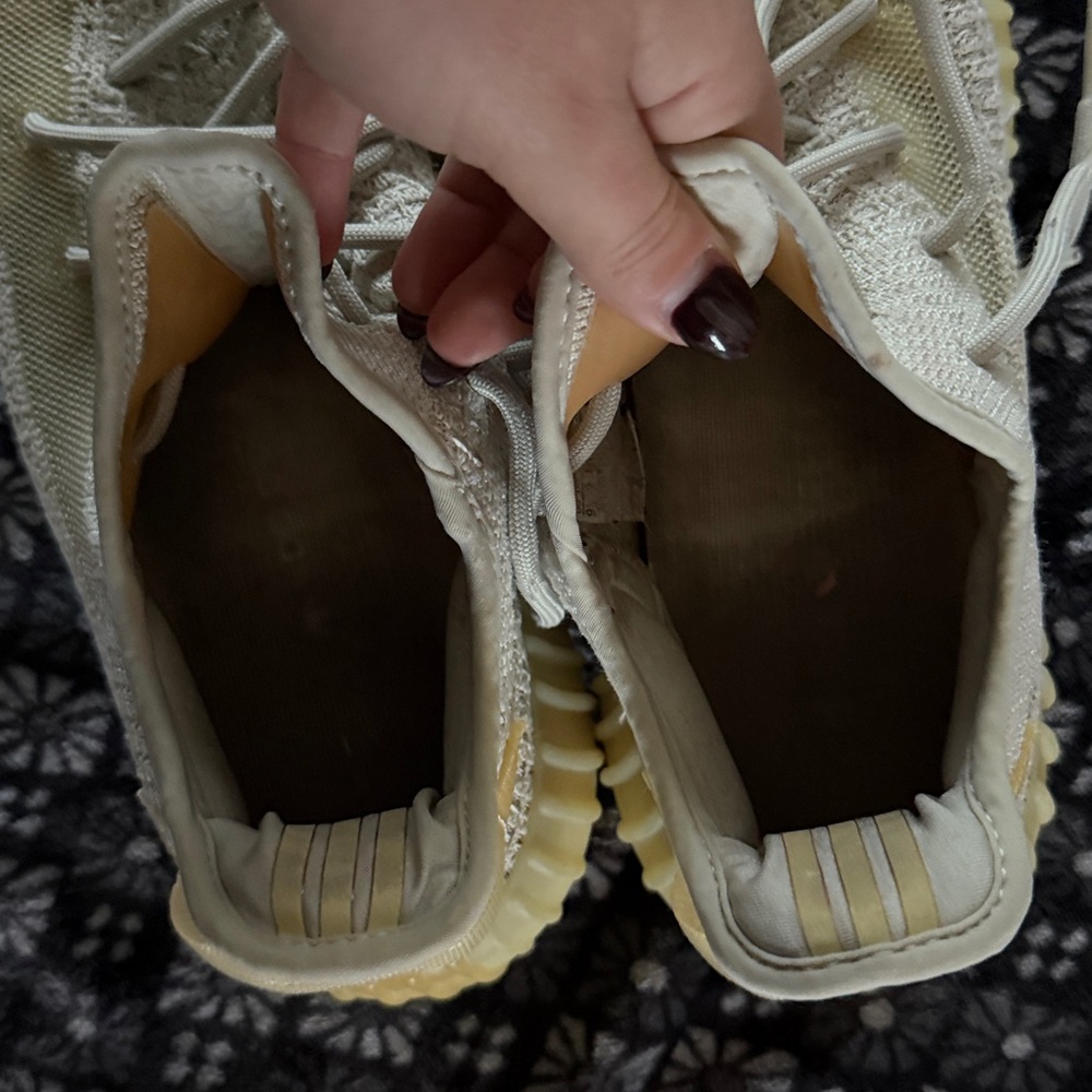Adidas Yeezy 350 Boots - Picture 8 of 8